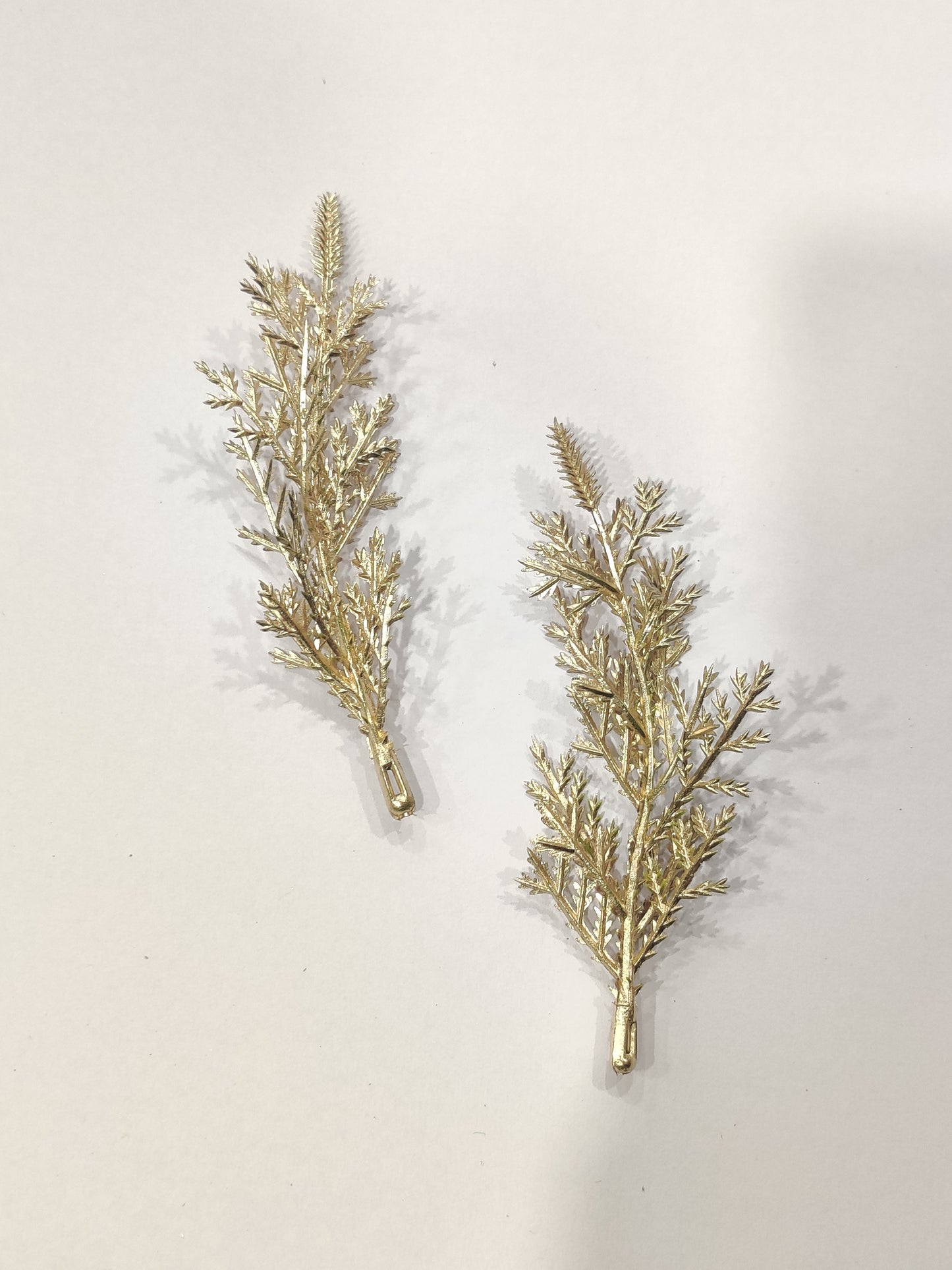 Golden Foliage Cake Topper