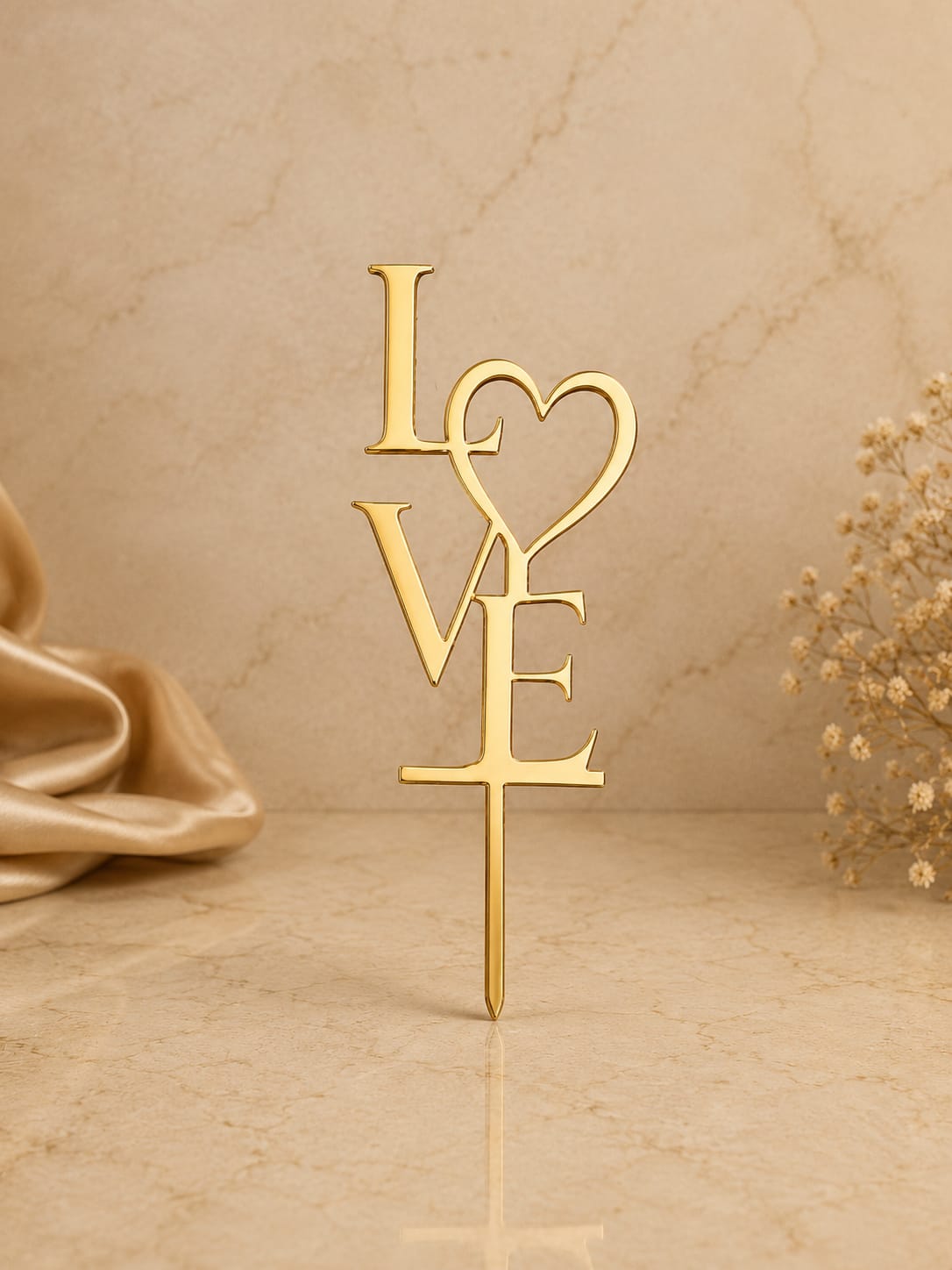 LOVE Heart Gold Acrylic Topper