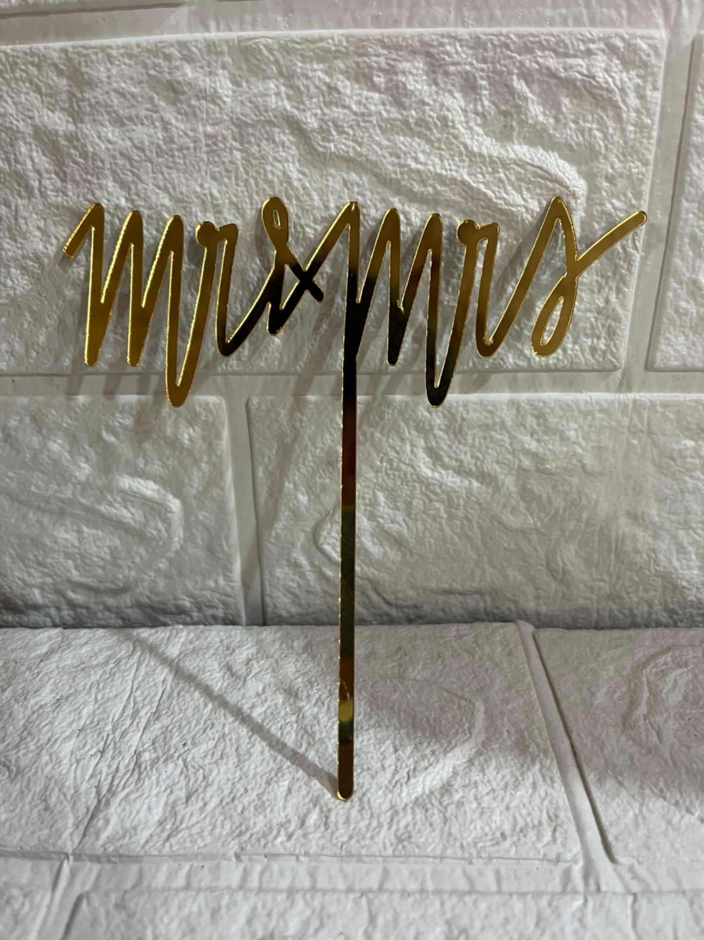 Mr&Mrs Cake Acrylic Topper RT00523