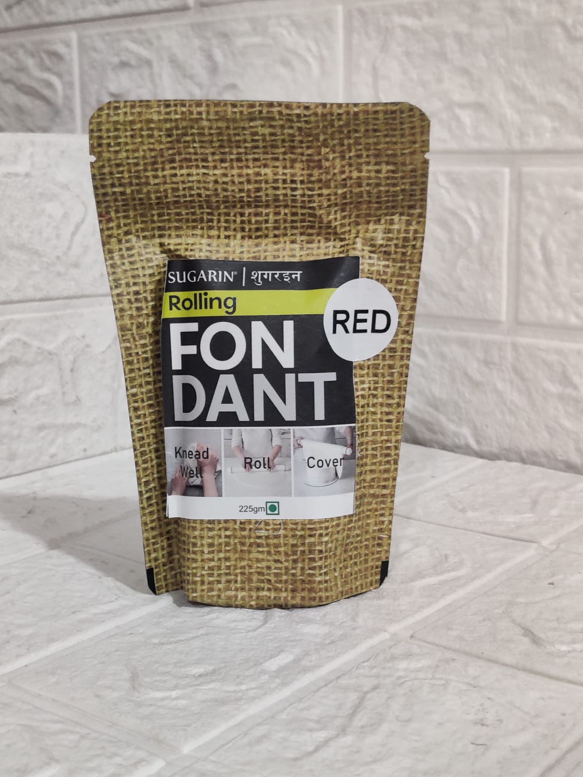 Sugarin Rolling Fondant Red 225 Gm