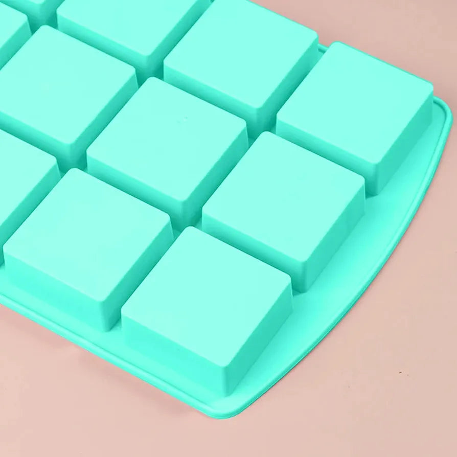 12 Cavity Square Mould
