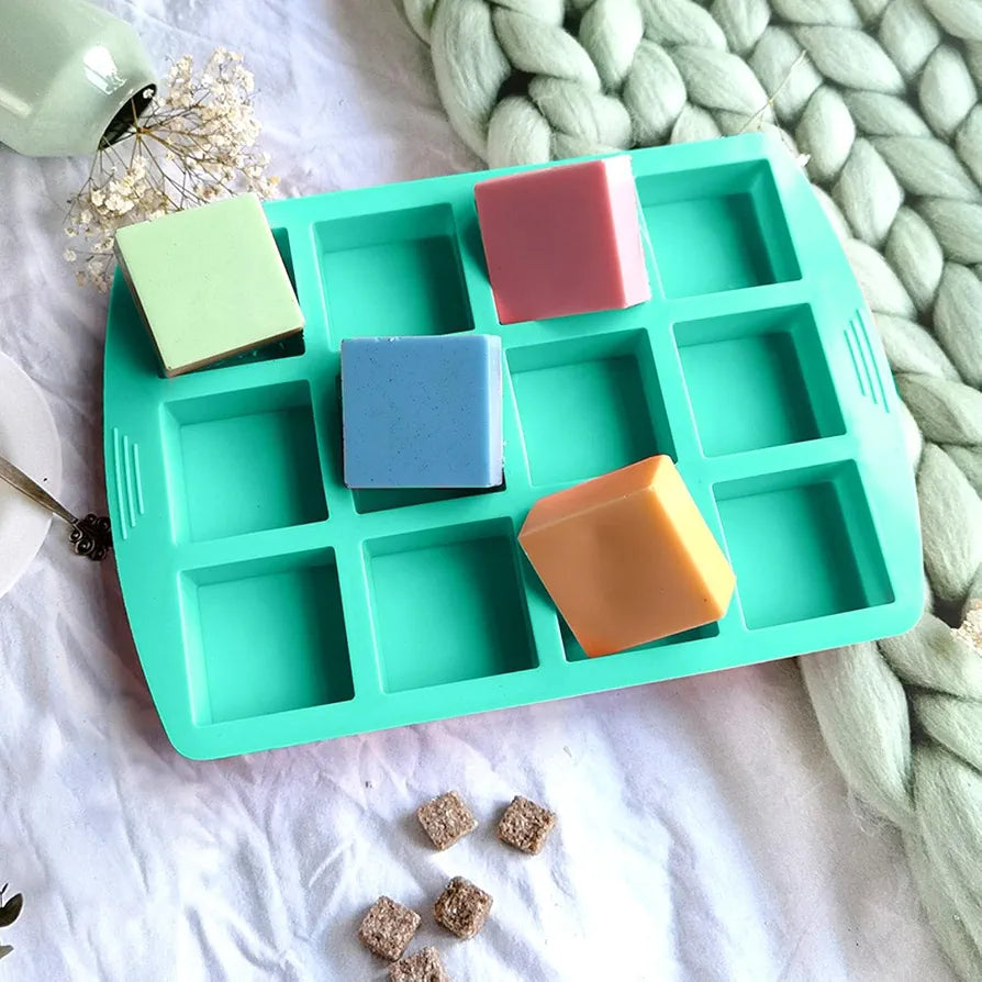 12 Cavity Square Mould