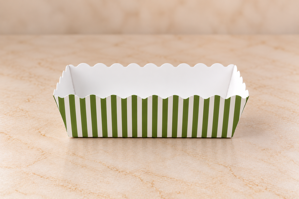Green rectangle Bake and Serve Loaf Liner size 4.5*1.5 pack of 50