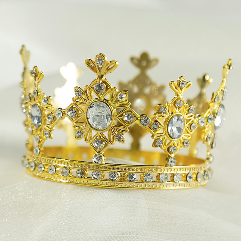 Golden Metal Medium Crown