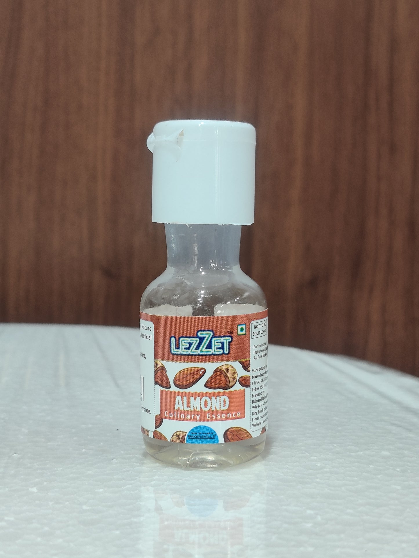 Lezzet Almond Essence