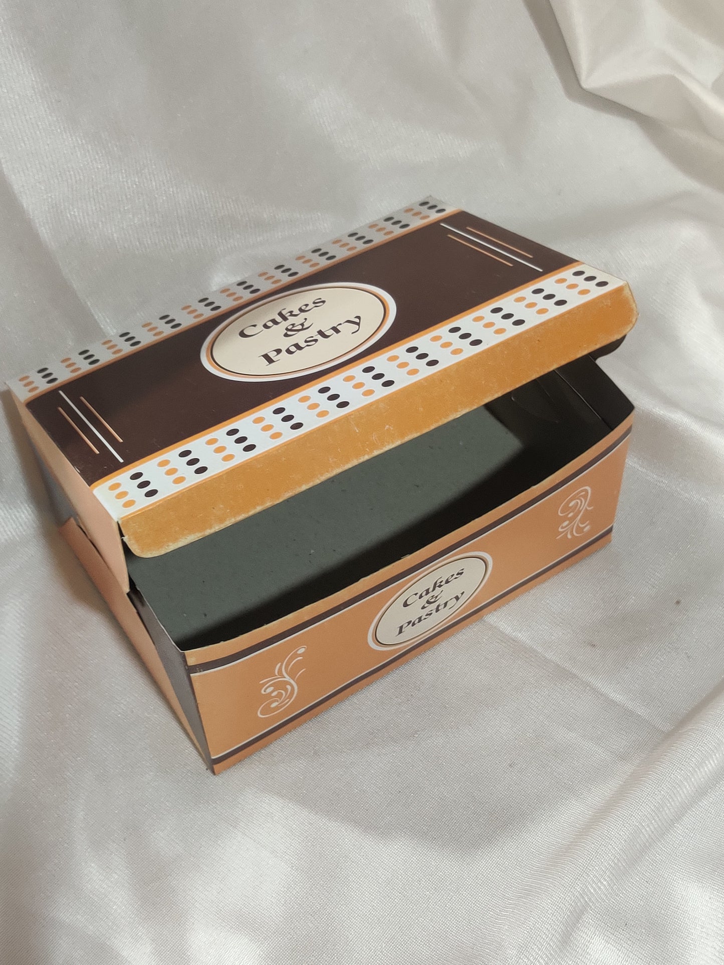 Pastry box size-7*5*3.4inch