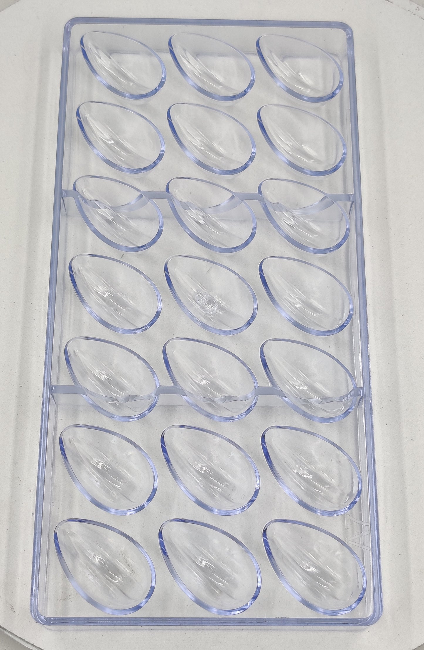 Lotus Shape Poly Carbonate Chocolate Mould 21 Cavity