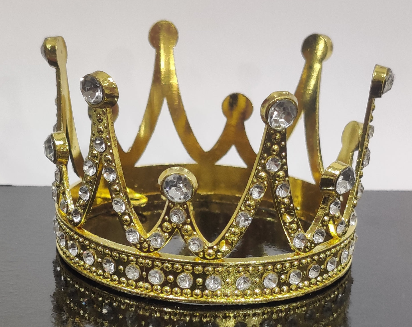 Golden Metal Medium Crown