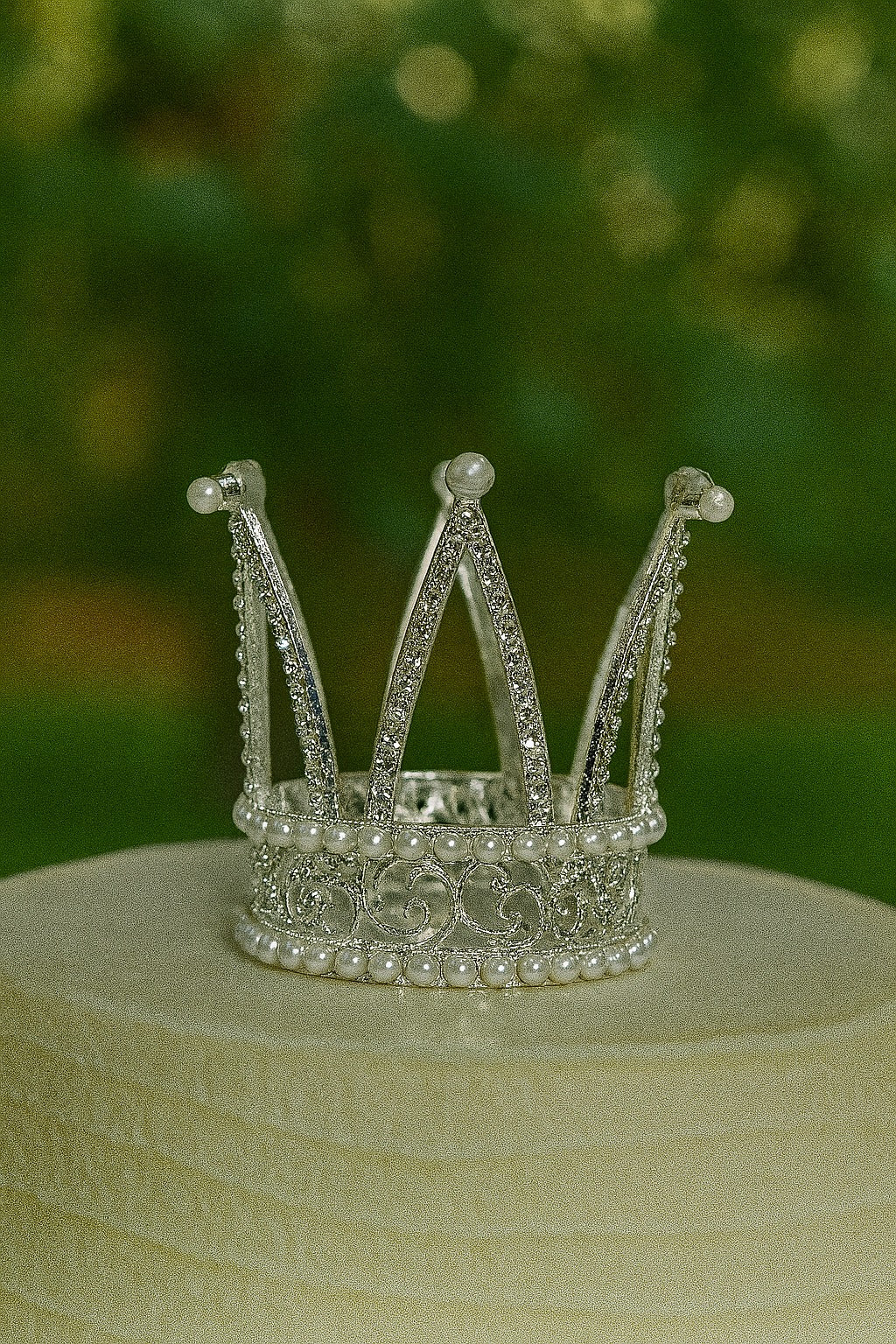 Silver Metal Medium Crown
