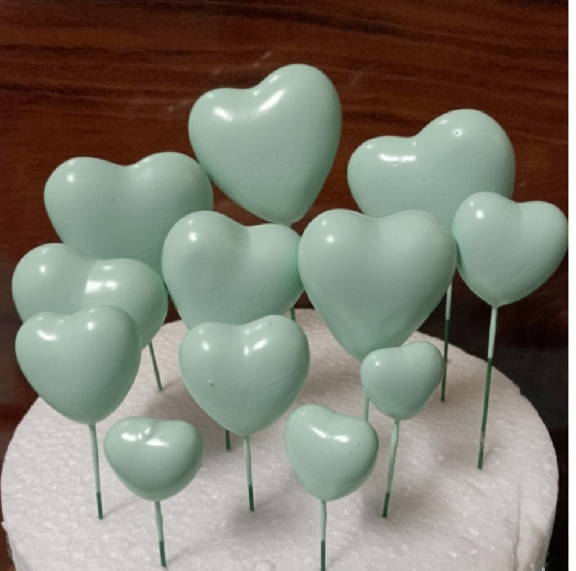 Pista green heart shape faux ball pack of 20