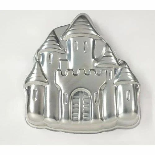 Castle cake tin