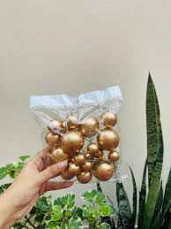 Mix Size Faux Balls Golden colour pack of 20