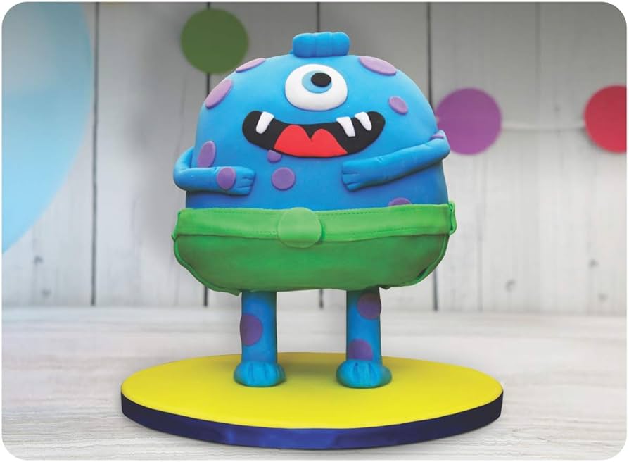 Character cake stand