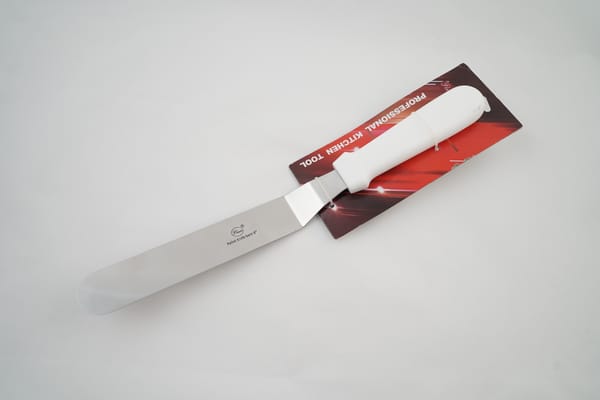 Flair 8 inch bent Pallet knife