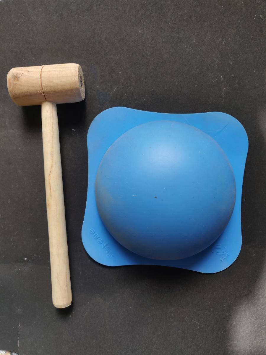 Round Pinata 6 Inch with Hammer