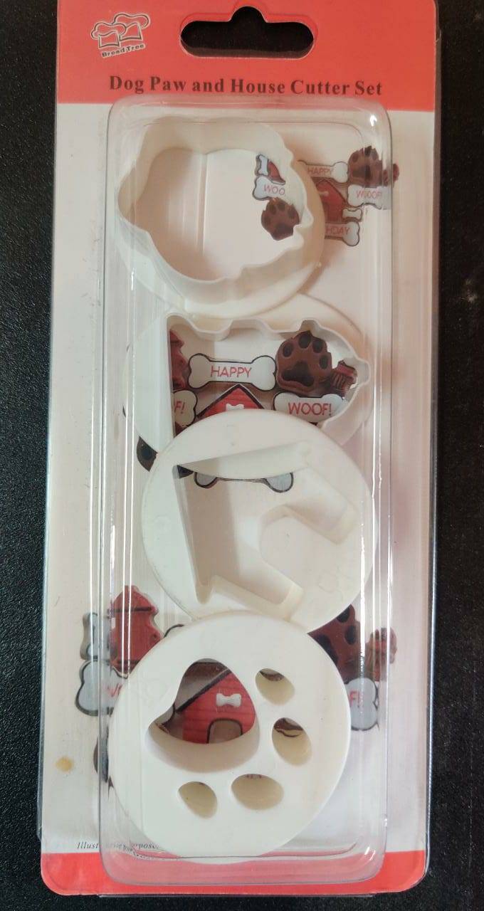 Dog paw and house cutter set