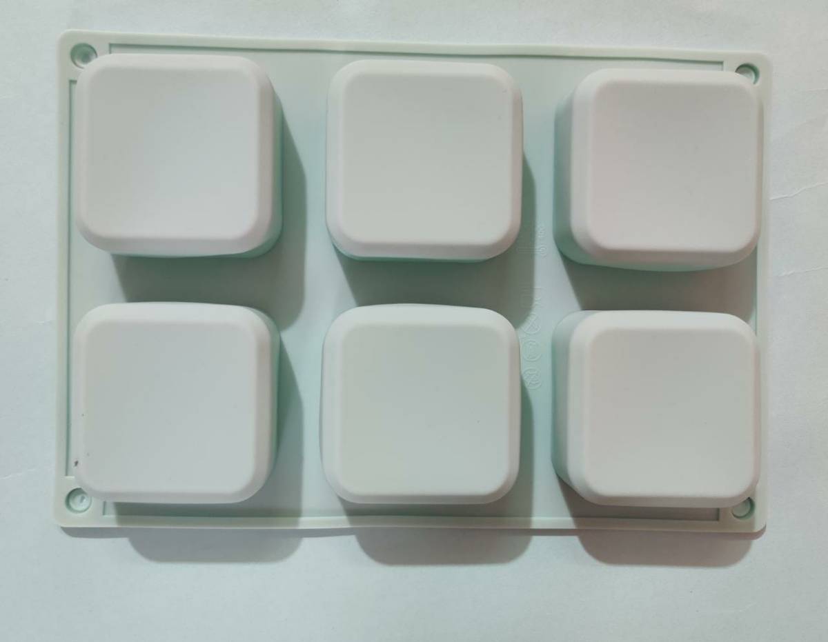 Square Silicon Mould 
Size - 8.5 Inch