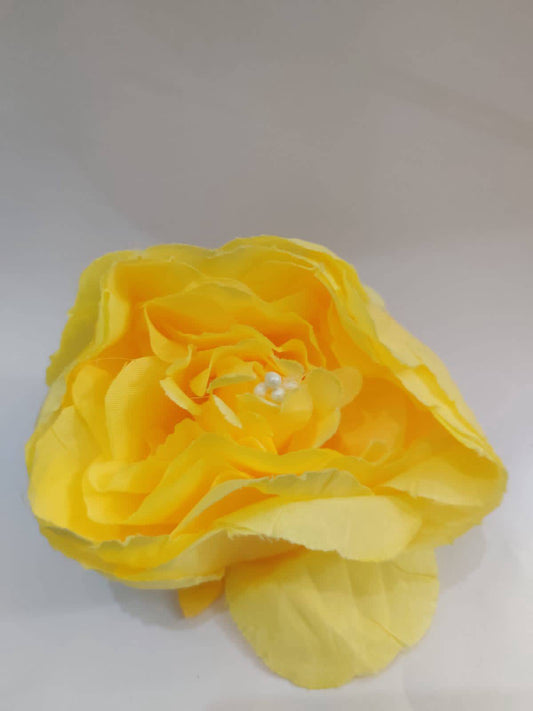 Big size Peony Flowers Yellow 

Size 3 inchs