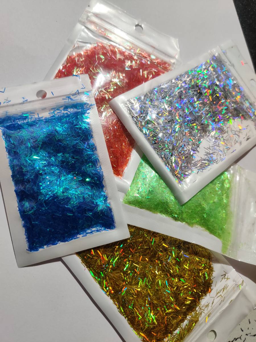 Sprinkle resin 
Description 
Dm for specific colour 
Random colour