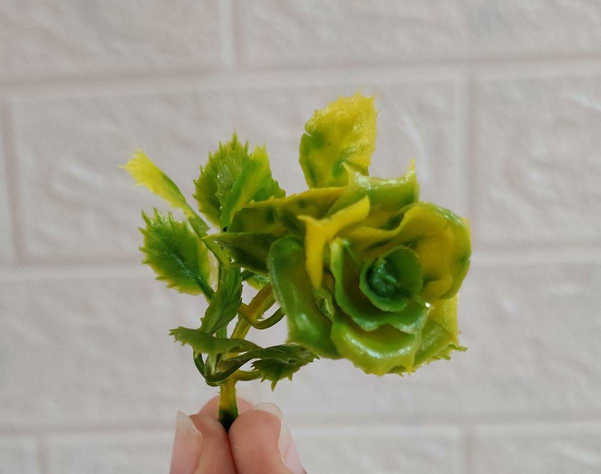 Green rose artificial flower pack of 5