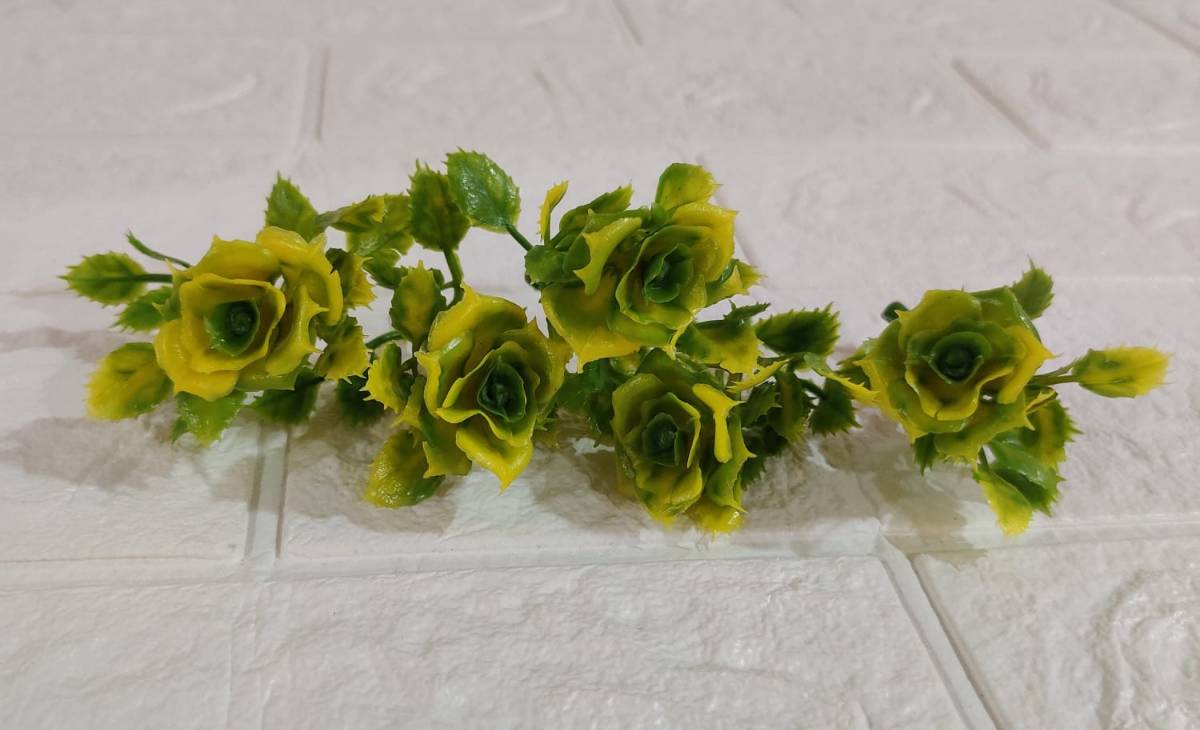 Green rose artificial flowers pack of 5