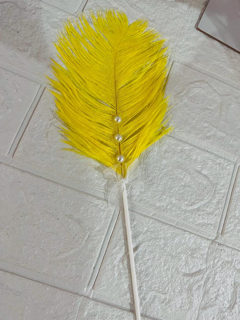 Ostrich feathers Yellow