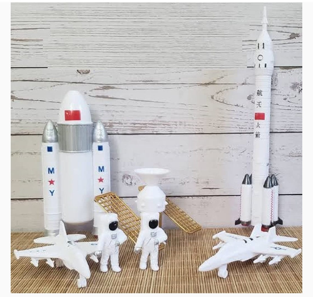 Space cake Topper