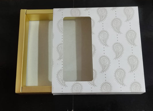 9 Cavity Chocolate Box with Cavity