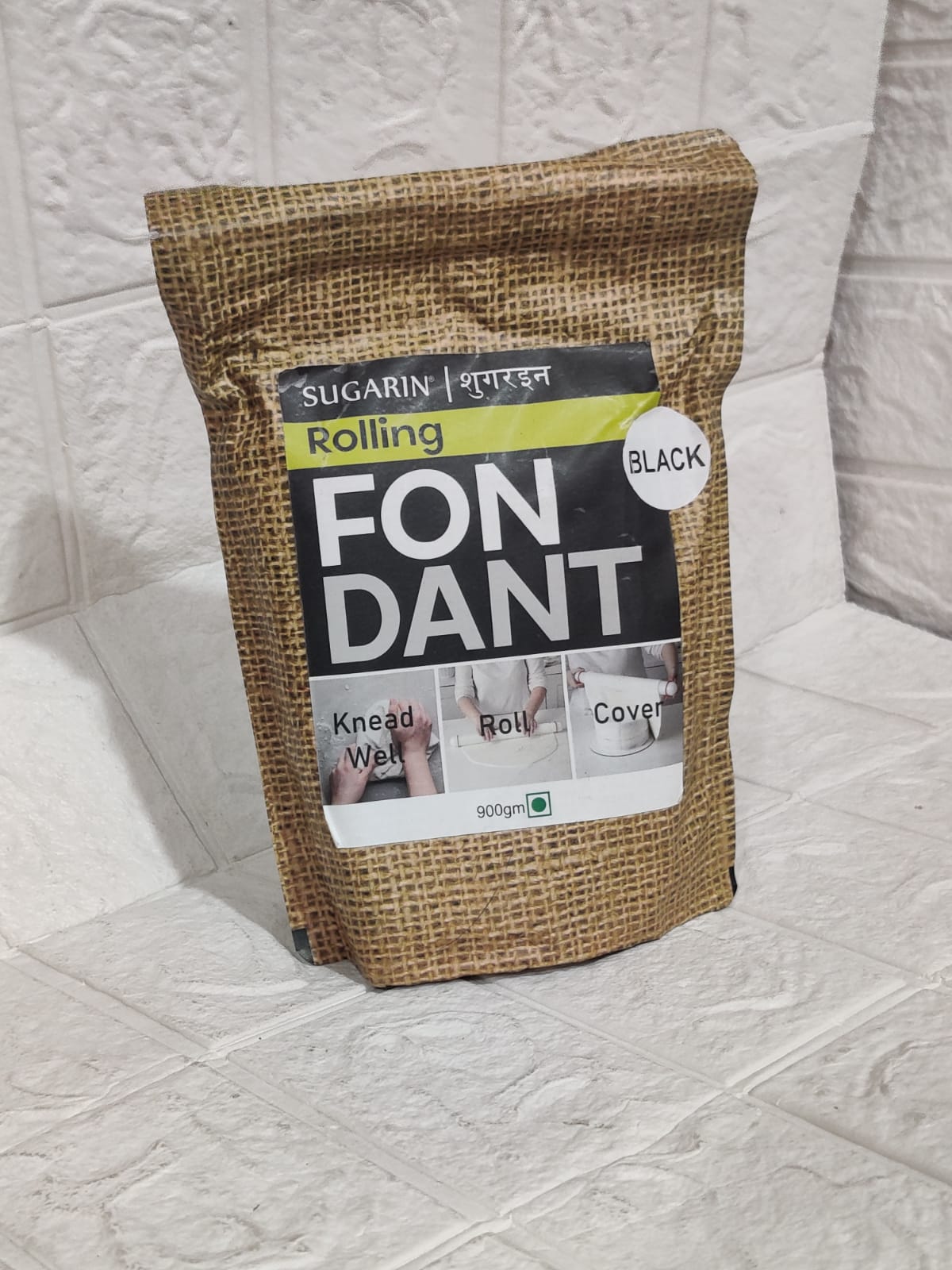 Sugarin  Rolling Fondant Black 900 Gm